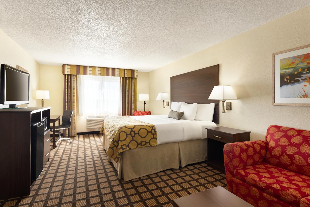 Hotel Baymont By Wyndham Salina Exteriér fotografie
